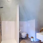 Stratum's 2 No Kitchen Feriehus